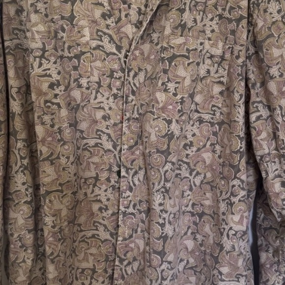 Magnolia Pearl Paisley Floral Tunic with large snaps and buttons Full Sleeves - Picture 3 of 6